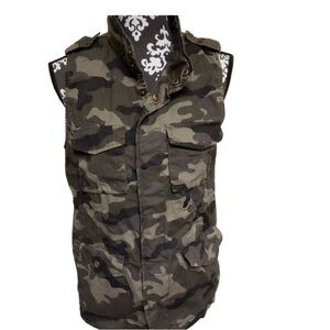 Love Tree Camo Green‎ 100% Cotton Women’s Size Medium